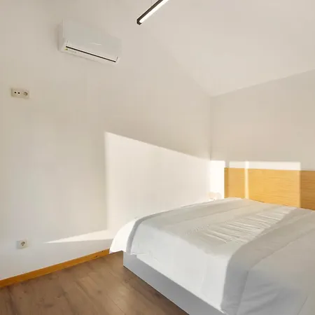 Villa Stone And Vila Boa do Bispo