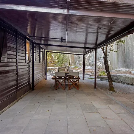 Stone And Villa Vila Boa do Bispo