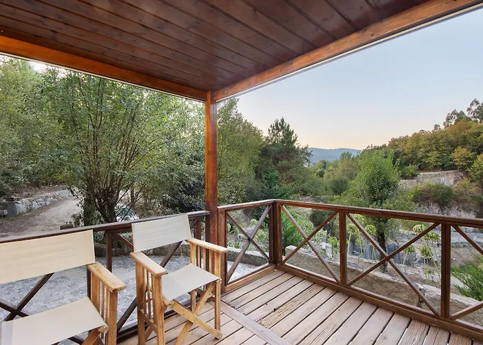 Stone And * Vila Boa do Bispo